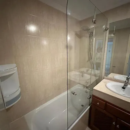 Apartment Piso 3 Dormitorios Y 2 Banos
