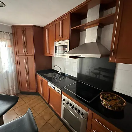 Apartment Piso 3 Dormitorios Y 2 Banos *