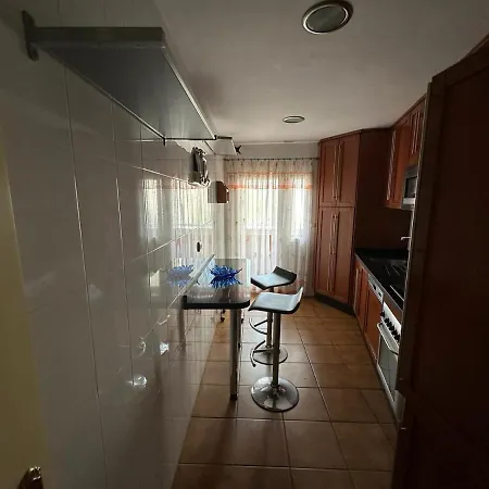 Piso 3 Dormitorios Y 2 Banos *