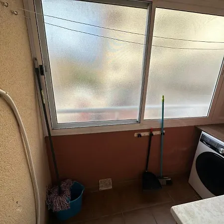 Piso 3 Dormitorios Y 2 Banos Apartamento